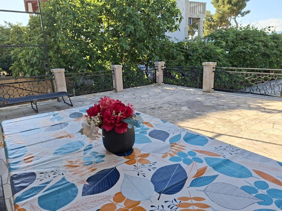 Giovanna - Spacious Lovely Supetar