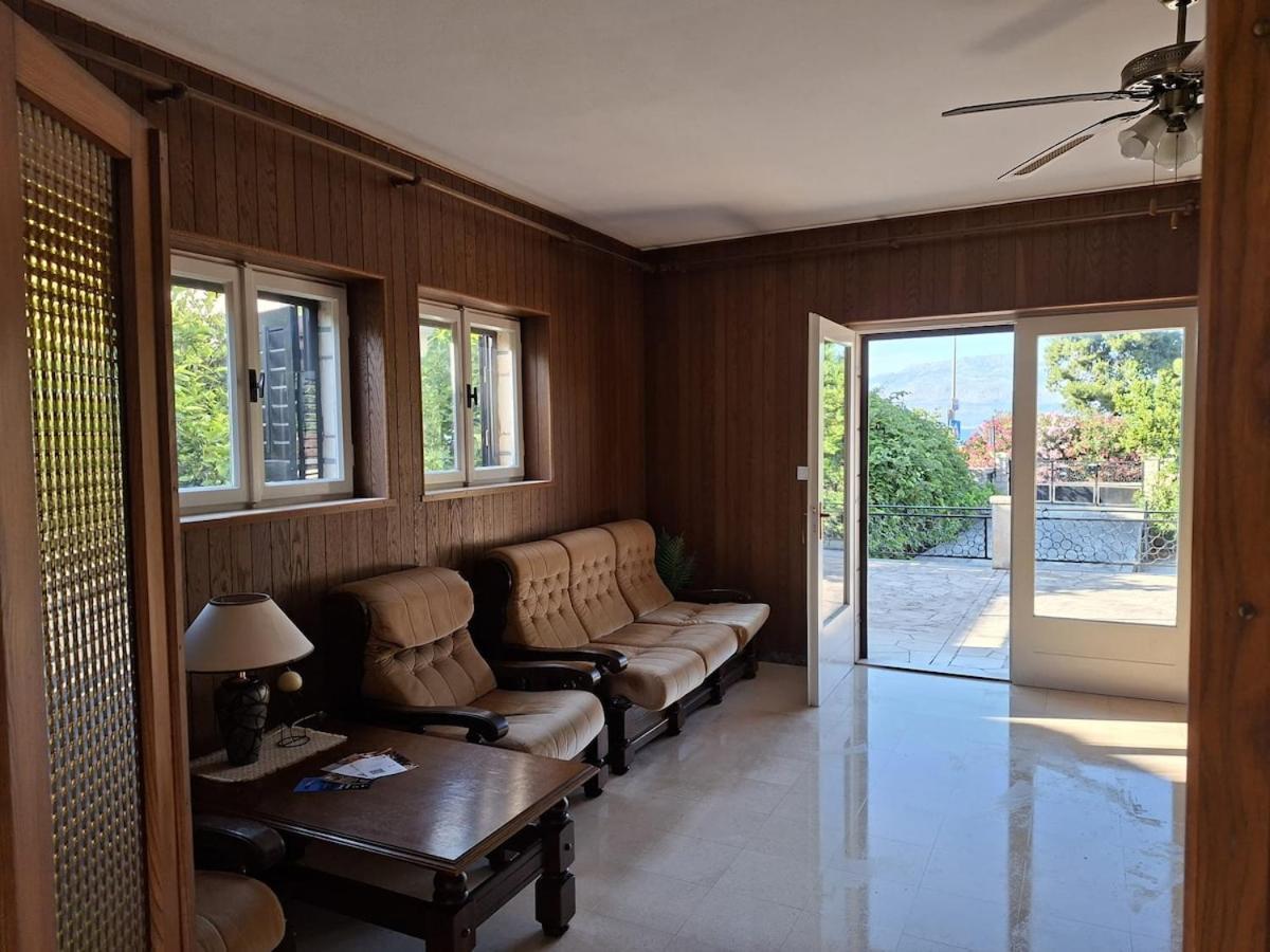 Giovanna - Spacious Lovely Supetar